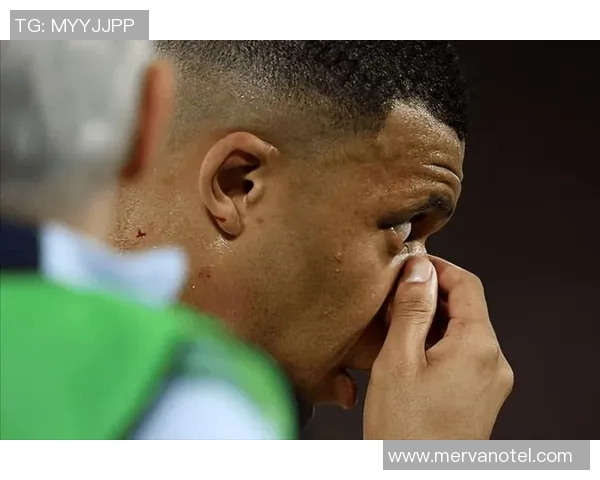 姆巴佩与西班牙球员交换球衣引发球迷狂热讨论